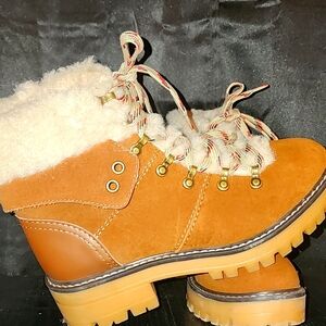 Womens Time and Tru boots size 7